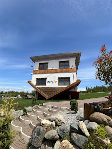 Brambura Park& Casa Întoarsă