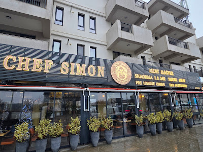 Chef Simon Meat Master