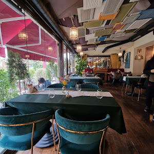 Ublo Bistro