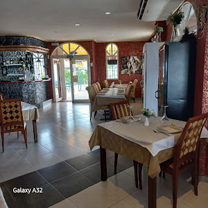 Curry Junction Restaurante