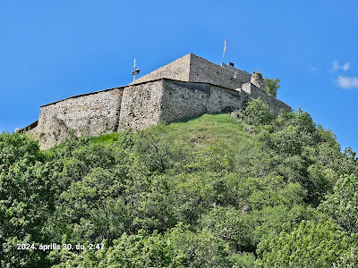 Csókakő Castle