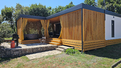 Micanovi Dvori - Camping Village Zrmanja