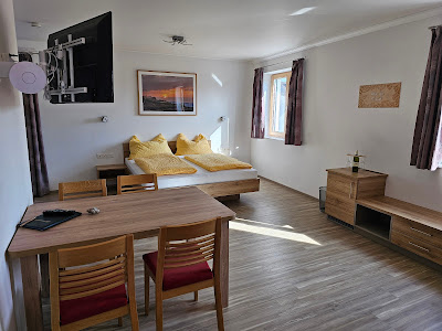 Weinbau - Gästezimmer - Camping Ettenauer