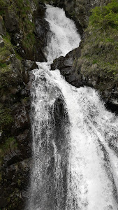 Cascada Sterminos