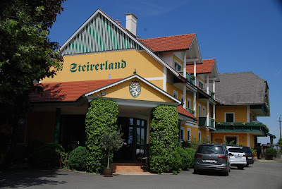 Weinberg.- Panorama- Camping
