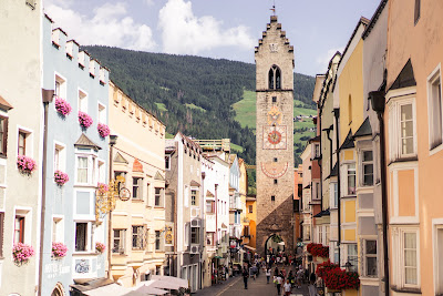 Zwölferturm