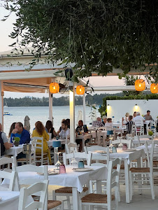 Marea Seaside Restaurant Cocktail Bar