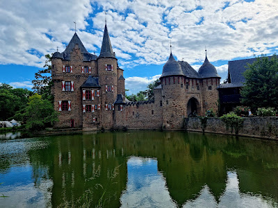 Burg Satzvey
