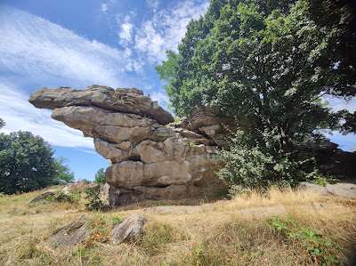 Sea of Stones, Szentbékkálla