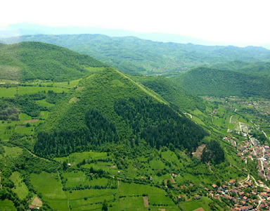 Piramidele din Bosnia