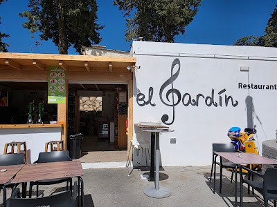RESTAURANTE PARILLA EL JARDÍN