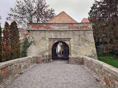Óvári Castle