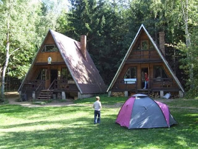 Tabor pod Krzywą (dojazd od Karpnik)