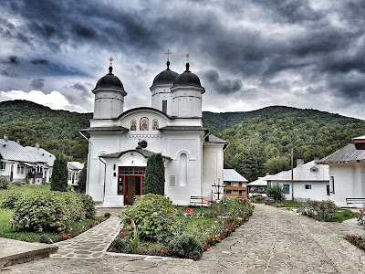 Mănăstirea Suzana