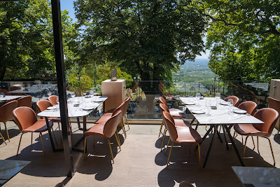Katarraktes Complex - RestoBar