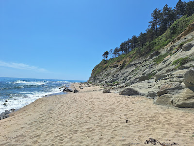 “Chaika” Beach