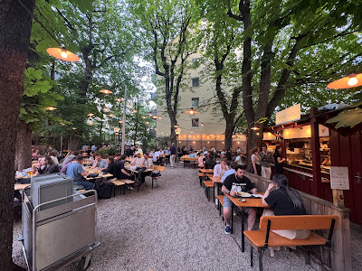 Max Emanuel Brauerei - Wirtshaus und Biergarten
