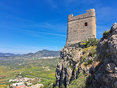 Zahara de la Sierra Castle
