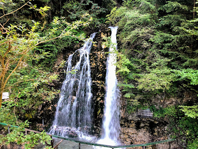 Cascada Urlătoarea