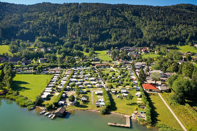 Camping at the lake Wernig — fotografia 3